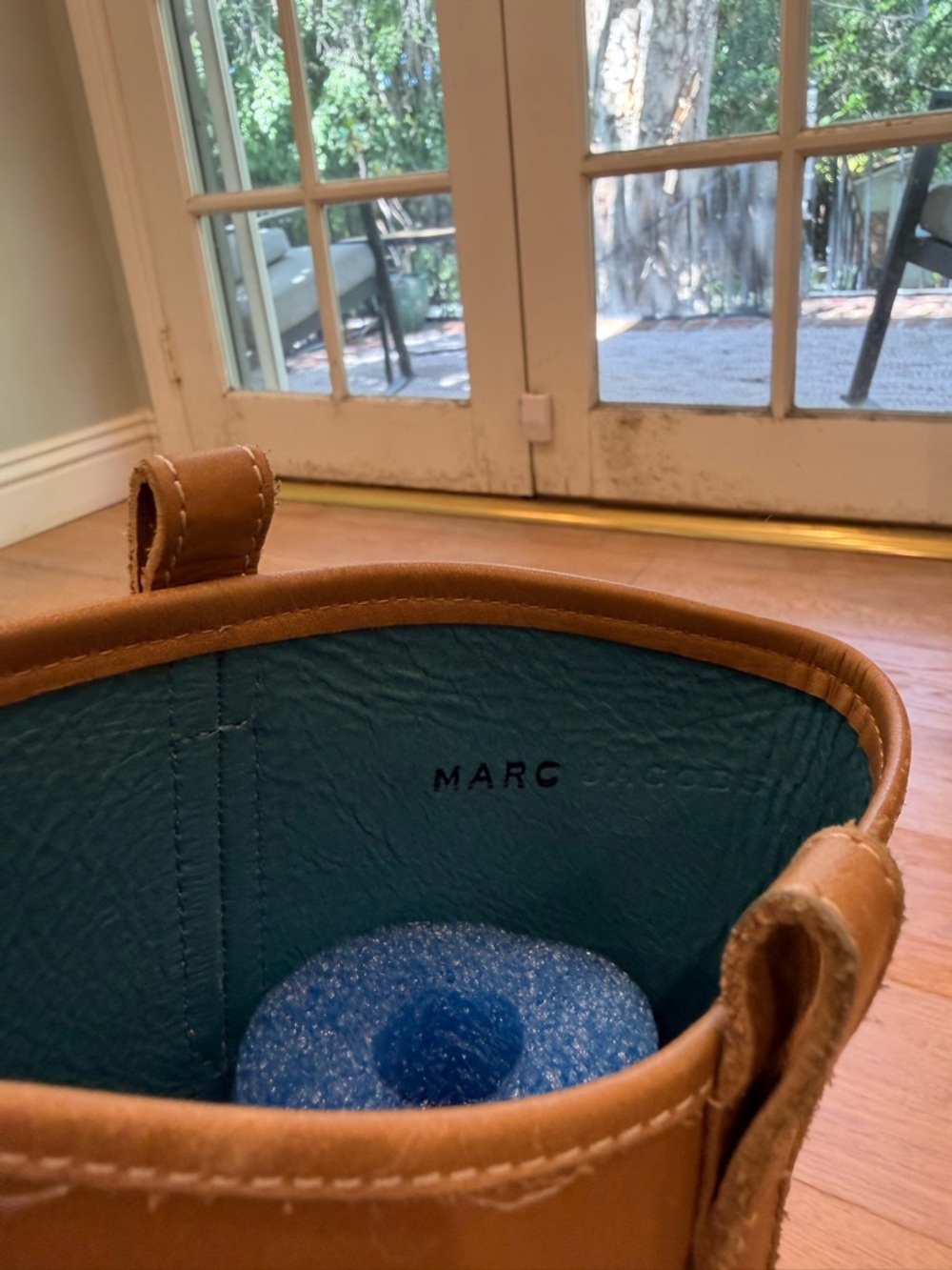 Marc Jacobs Classic Knee-High Leather Boots in Tan - Picture 3 of 5